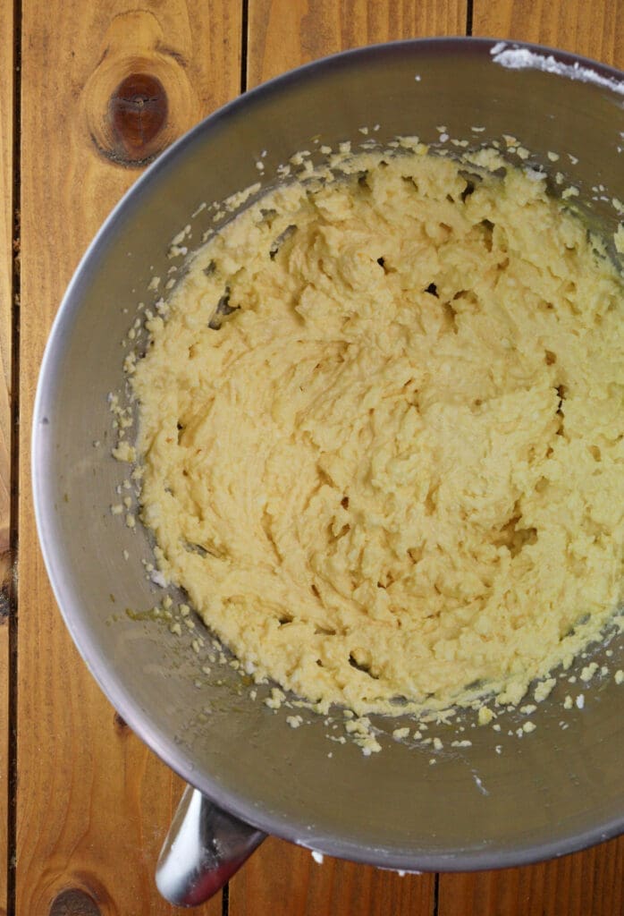 cottage cheese mixture with egg yolks